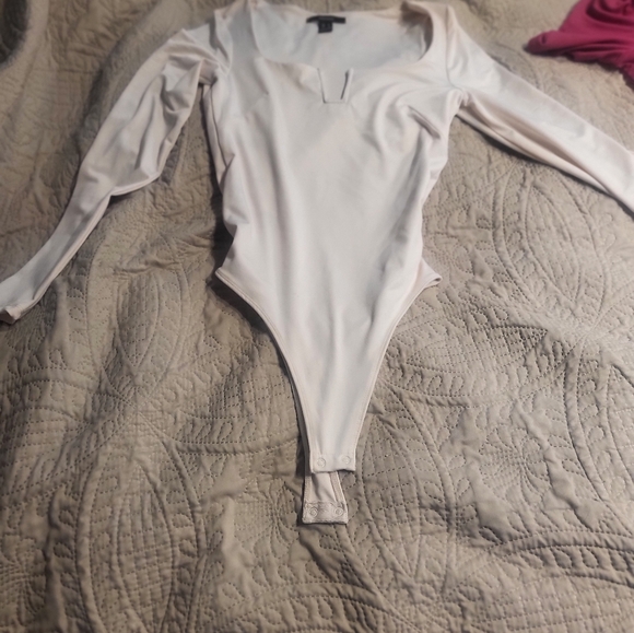 Tops for all occasions - Picture 6 of 8